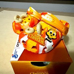 Classic Honey Nut Cheerios Crocs - Size 6 toddler